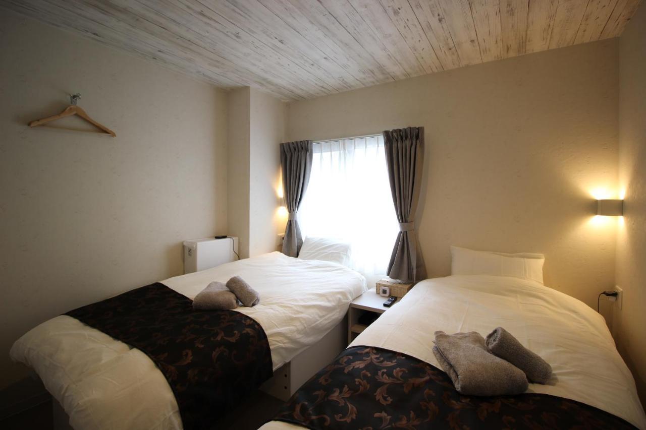 Namba West Saika Apartment Осака Екстериор снимка