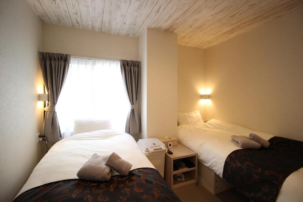 Namba West Saika Apartment Осака Екстериор снимка