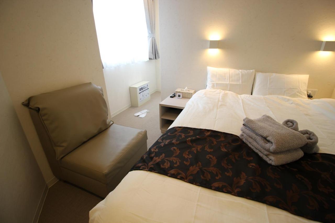 Namba West Saika Apartment Осака Екстериор снимка