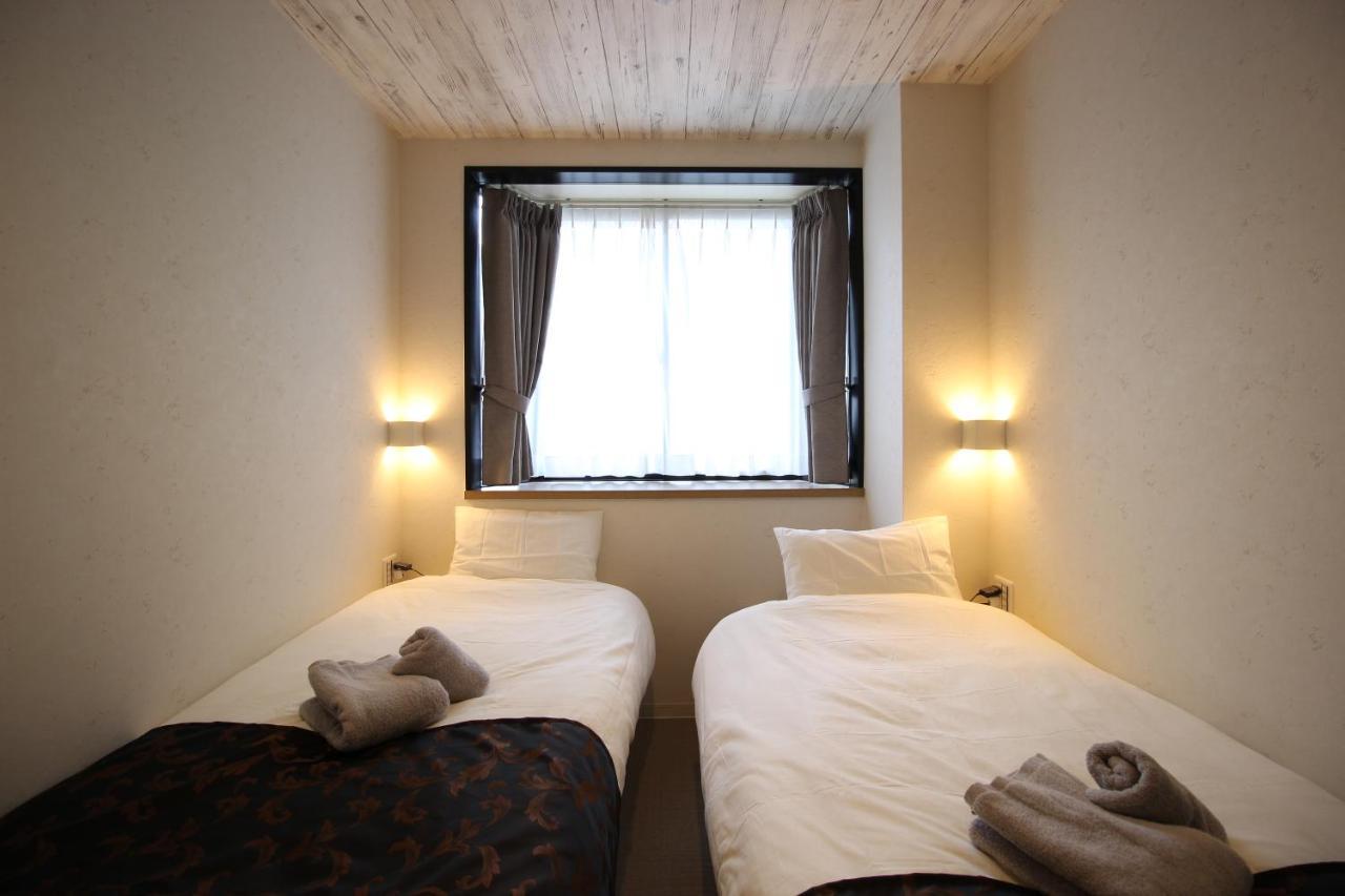 Namba West Saika Apartment Осака Екстериор снимка